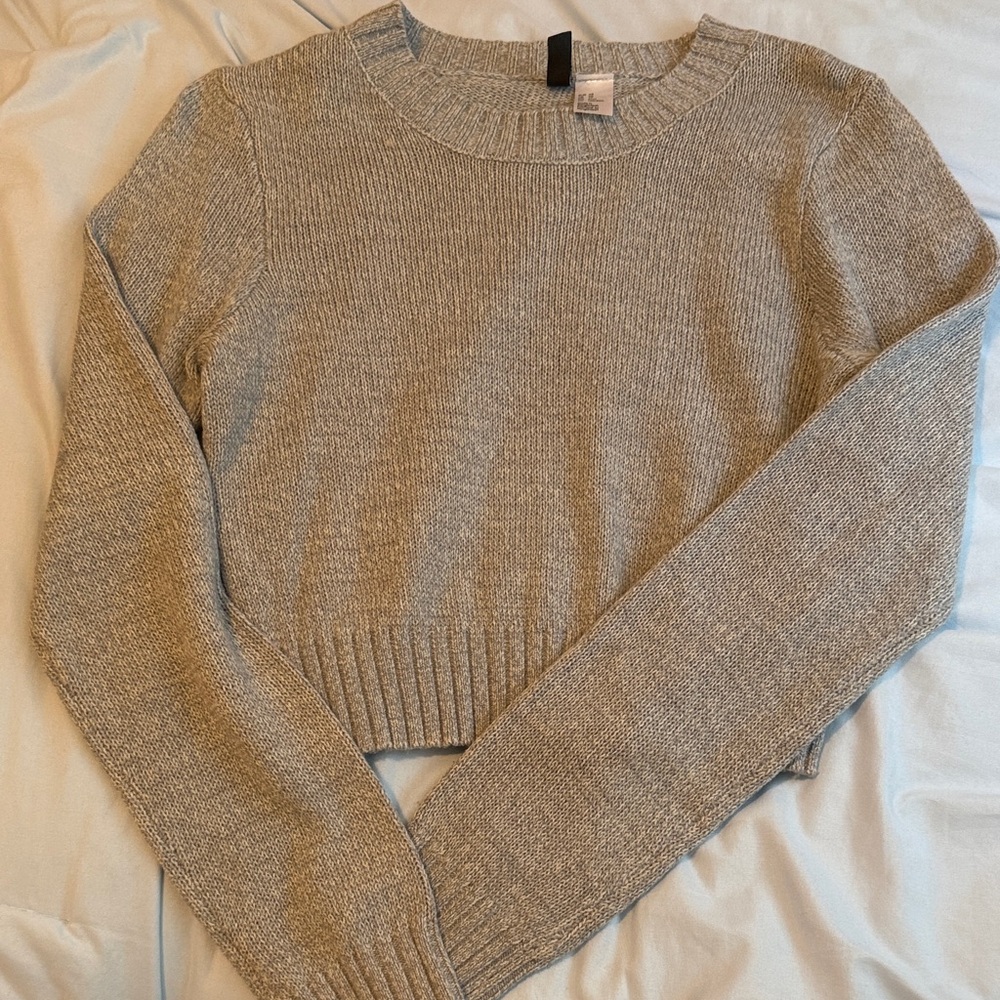 H&M Light Gray Women's Crew Neck Sweater